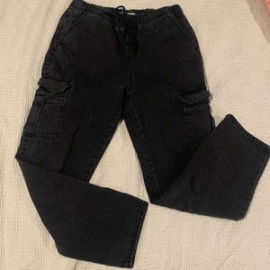 So Junior’s Denim Super High Rise Cargo Joggers.